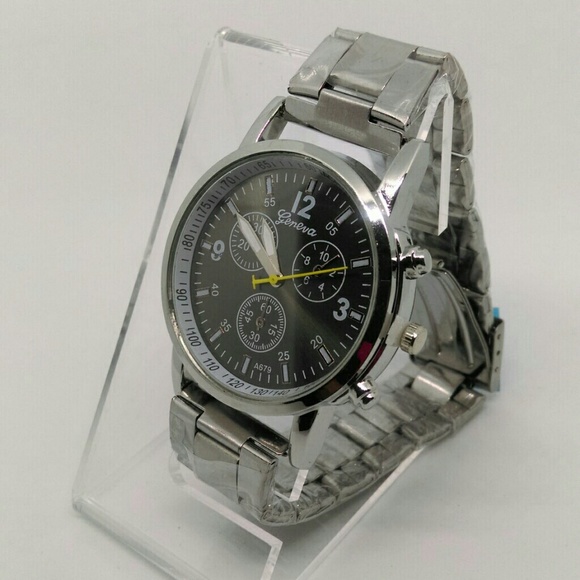 ● 2 / $15 ●  BNIP MEN'S STAINLESS STEEL WATCH - Picture 3 of 8